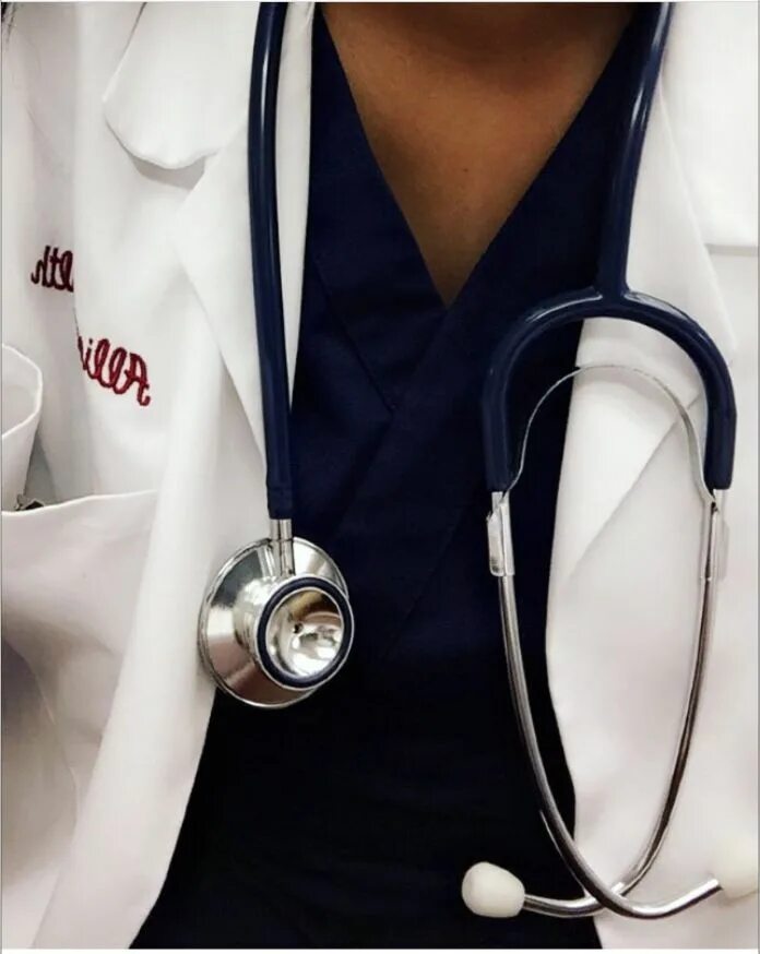 Медицинские фото на аву Medical aesthetic, Aesthetic doctor, Medical school inspiration
