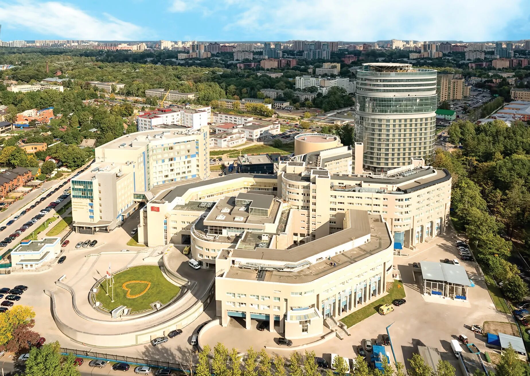 Медицинские исследовательские центры города москвы фото Медицинского центра имени алмазова