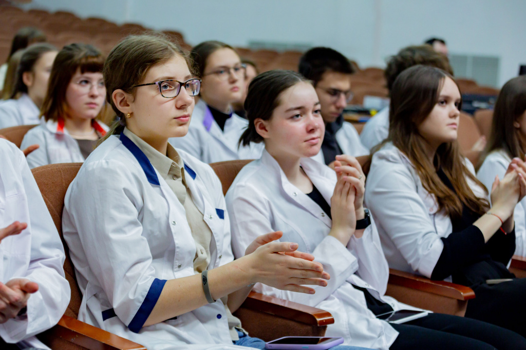 Медицинский класс фото Школьники узнали о научном поиске и достижениях современной медициныВ рамках мер