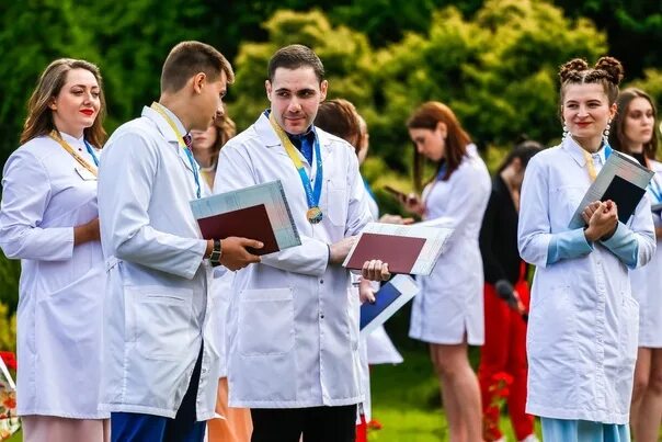 Медицинский университет фото В Минздраве не считают необходимым обязательное распределение выпускников медвуз