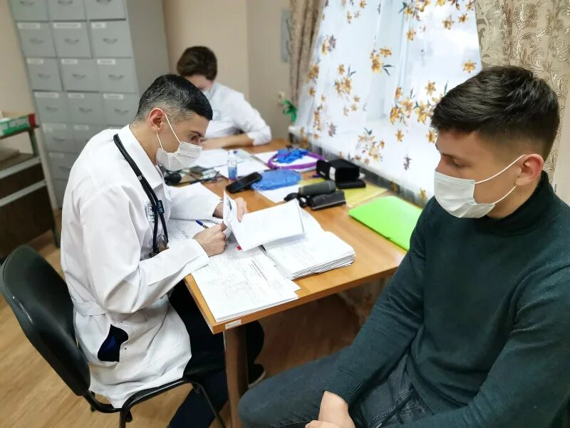 Медицинское освидетельствование фото Спортсмены окружных сборных прошли углубленный медицинский осмотр