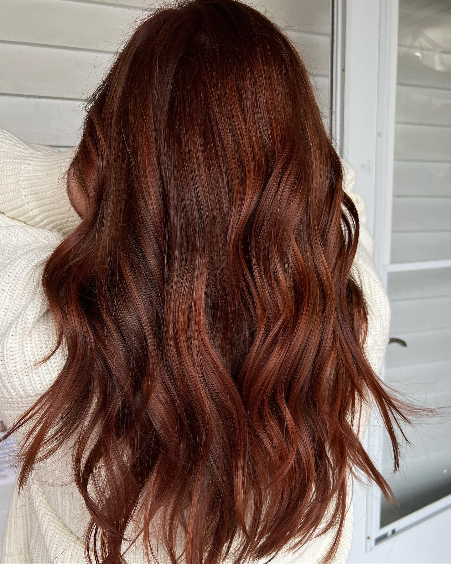 Медно коричневые волосы фото Copper Mahogany Hair Color: 50+ Gorgeous Shade Ideas