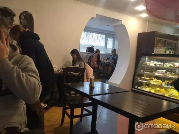 Медоборы просп кирова 22 симферополь фото Отзыв о Кафе "Медоборы" (Крым, Симферополь) Небольшое уютное кафе для семейного 
