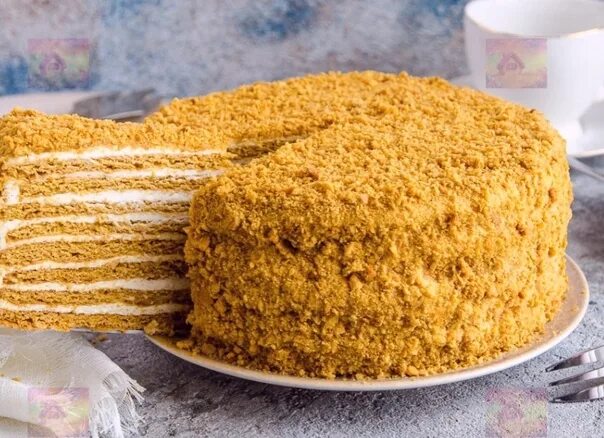 Медовик классический со сметанным с фото Cake by Medic Ingredients: The egg is one. Honey is 1 tbsp. - Sugar - 2.. 2023 Д