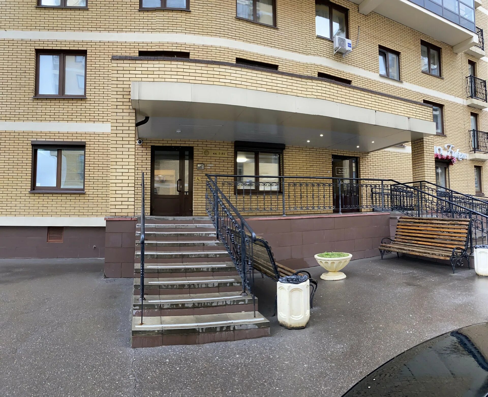 Медовик просп вахитова 54б набережные челны фото Купить 2-комнатную квартиру, 74 м² по адресу Республика Татарстан, Набережные Че