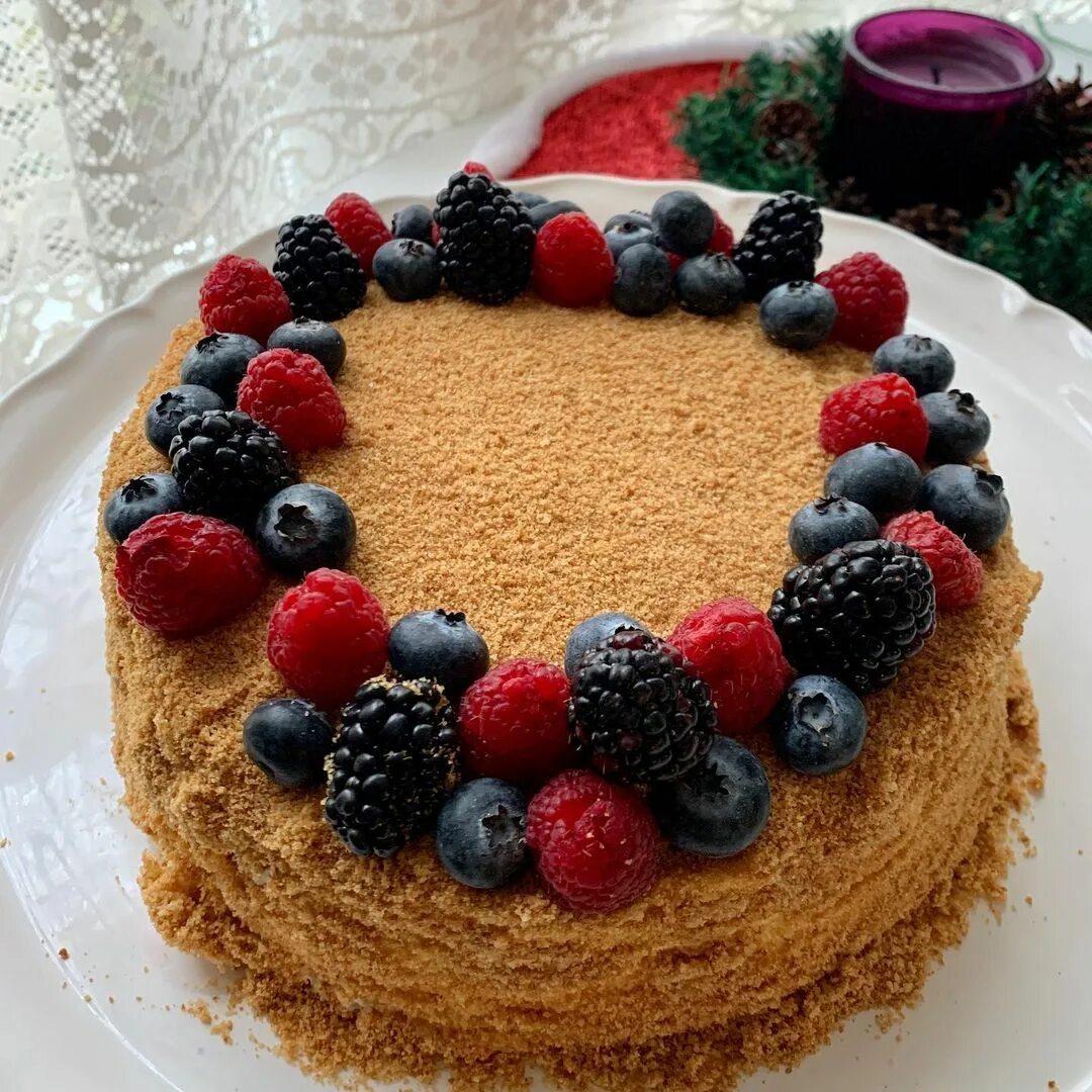 Медовик с ягодами фото ТОРТ МЕДОВИК ❤ или СМЕТАННИК → Торты → CHEF.tm - Лучшие рецепты