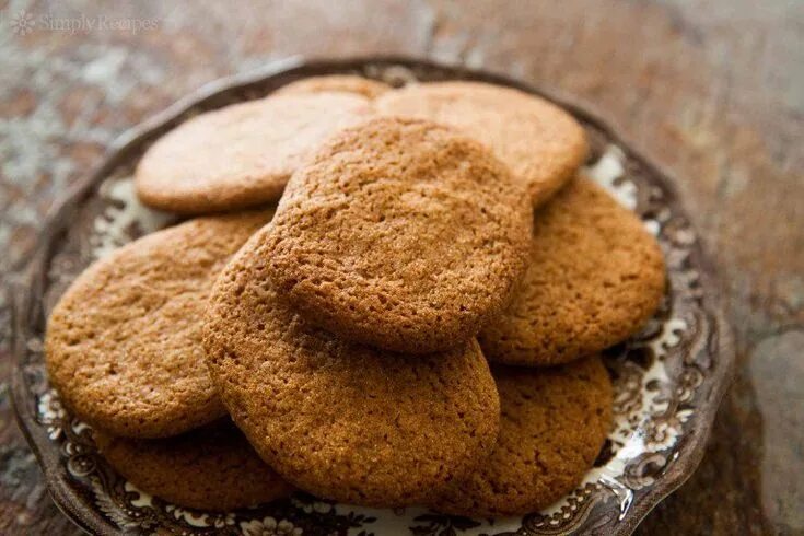 Медовые печенья рецепты фото Cinnamon Snaps Recipe Cookie recipes, Ginger snap cookies, Favorite cookie recip