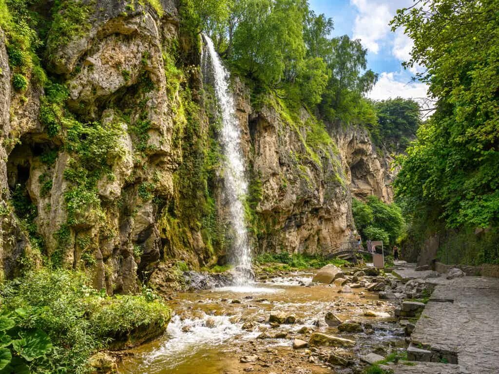 Медовые водопады пятигорск фото Медовые водопады и гора Кольцо - цена экскурсии 1 300 ₽, отзывы, расписание экск