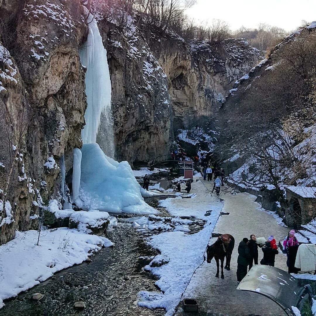 Медовые водопады зимой фото Медовые водопады этой зимой - В Кисловодске - LiveJournal