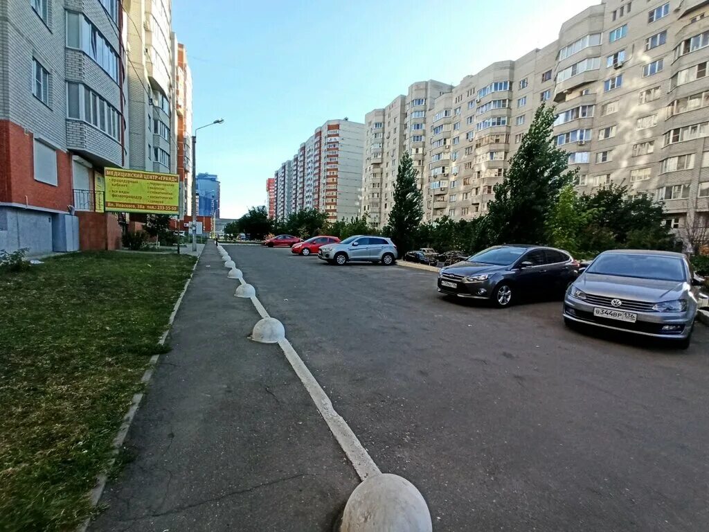 Медпрофика ул владимира невского 38а фото Парковка, parking lot, Voronezh, Vladimira Nevskogo Street, 38А - Yandex Maps