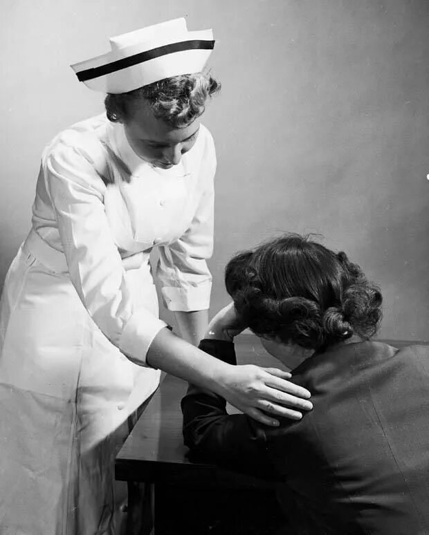 Медсестры психиатрической больницы фото Snapshots of Nursing History - Paperblog Vintage nurse, Psychiatric nursing, Nur
