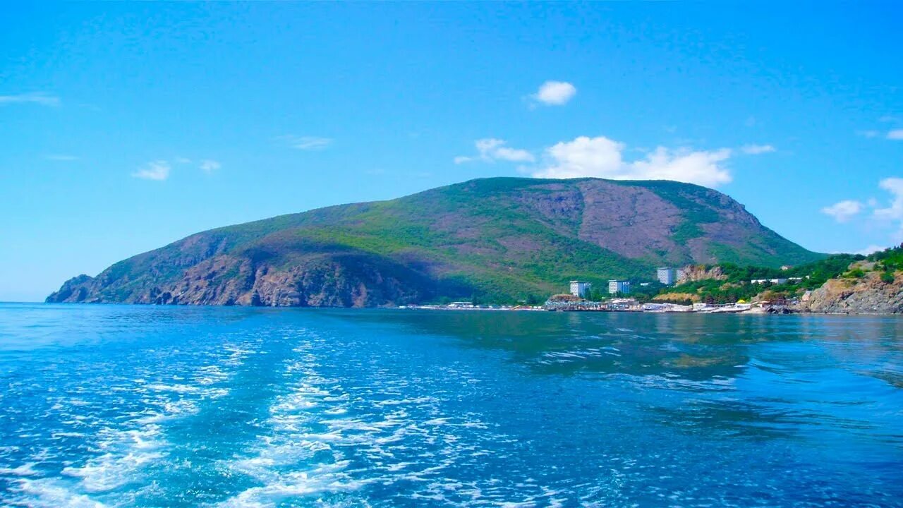 Медведь гора в крыму фото с ногами Крым морская прогулка к горе Медведь - YouTube