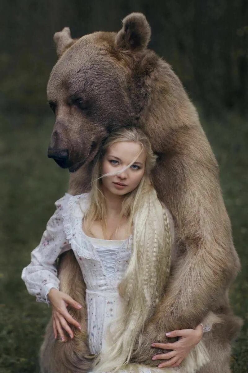Медведь и человек фото Пин на доске Быстрое сохранение Фотосессия, Модели, Медведь