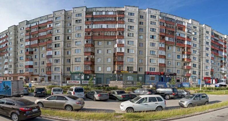 Медведь майская ул 6 1 сургут фото Компания Магазин автозапчастей Берлин-авто - Югорская улица - Сургут