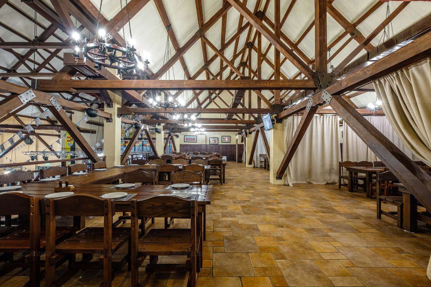 Медведь ул елены стасовой 54г 24 фото Ресторан Biergarten (Биргартен) на улице Елены Стасовой: меню и цены, отзывы, ад