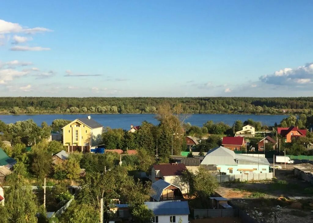 Медвежьи озера московская область фото Продажа двухкомнатной квартиры деревня Медвежьи Озёра, Юбилейная улица 12, цена 