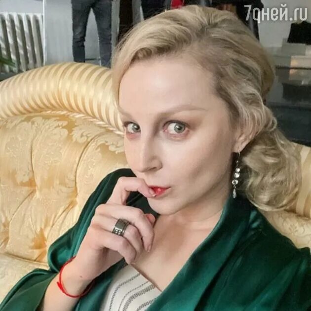 Медынич ольга фото до пластики На жену Дракулы смахивает": фанаты обеспокоены внешним видом Ольги Медынич Lifes