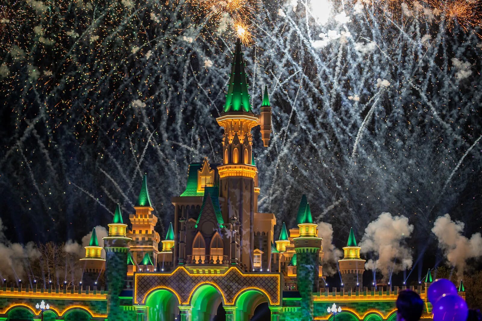 Мэджик сити ташкент фото Magic City: грандиозное открытие, невероятный салют и настоящая магия