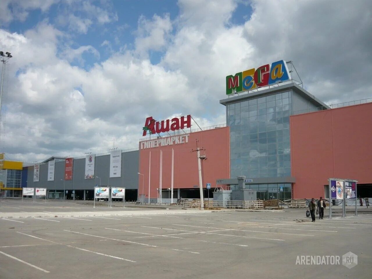 Мега омск фото Торгово-развлекательный центр МЕГА Омск Арендатор ру коммерческая недвижимость