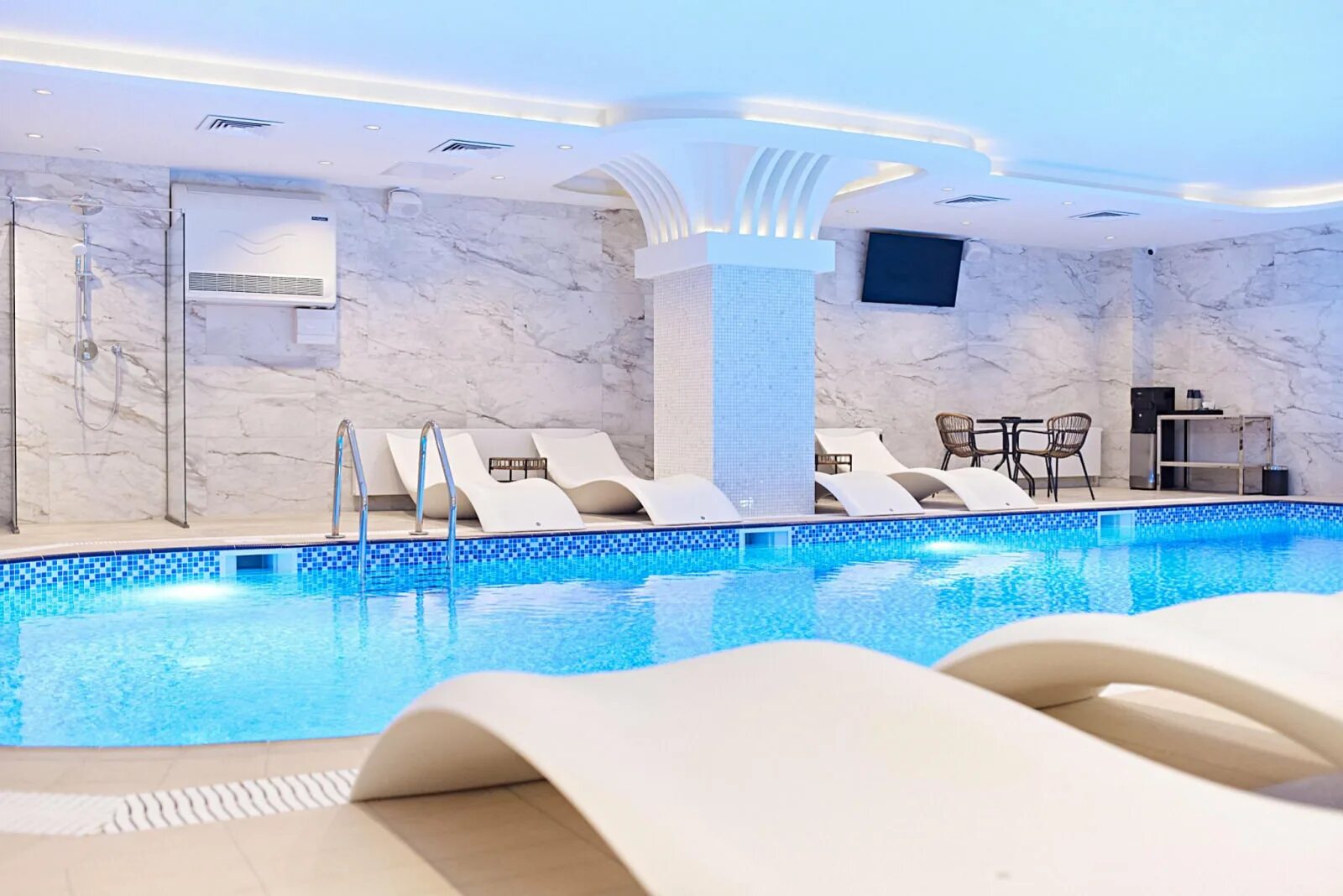 Мегаполис смоленск фото SPA-отдых - Гранд-отель "Мегаполис" Смоленск