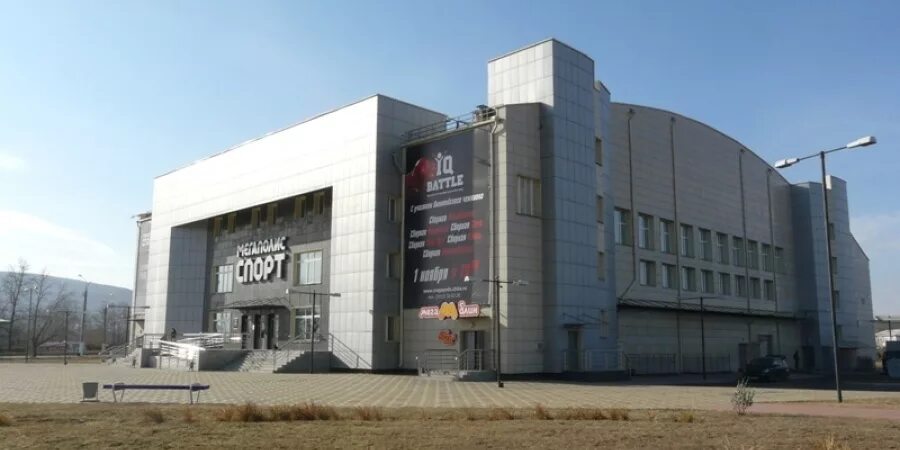 Мегаполис спорт ул генерала белика 41 фото Памятник трем забайкальцам - Героям России будет построен рядом с "Мегаполисом-С
