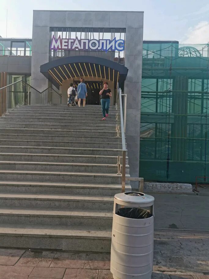 Мегаполис свердловский просп 51а челябинск фото Мегаполис, культурно-развлекательный комплекс в Челябинске - отзыв и оценка - Ли