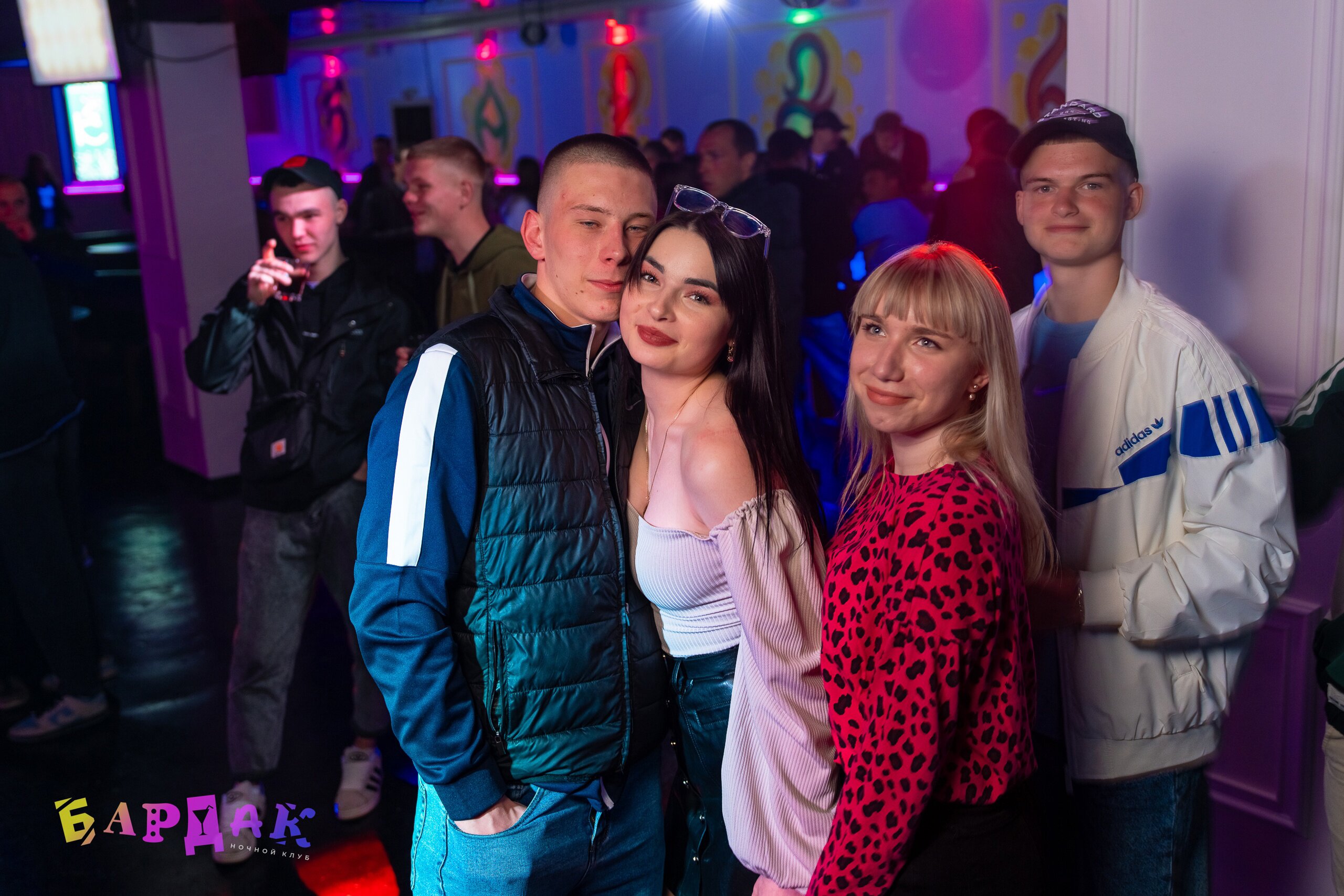 Мегаполис ул калинина 153 фото Особенности ночной клуб Бардак в Клинцах, улица Калинина, 153 - Яндекс Карты