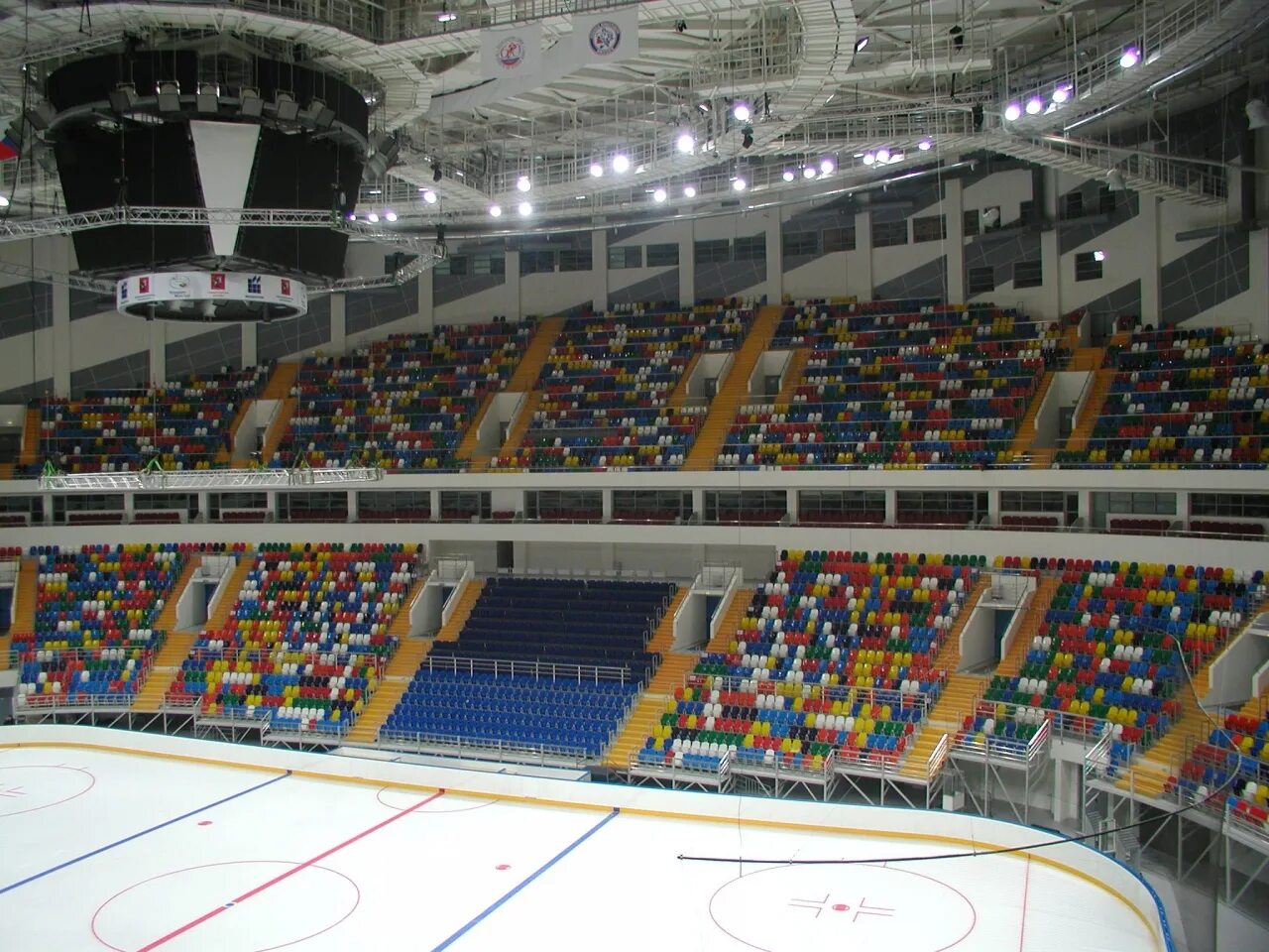 Мегаспорт арена фото внутри Фото, Ледовая арена во Дворце спорта "Мегаспорт", Москва - фотографии на MsMap.r