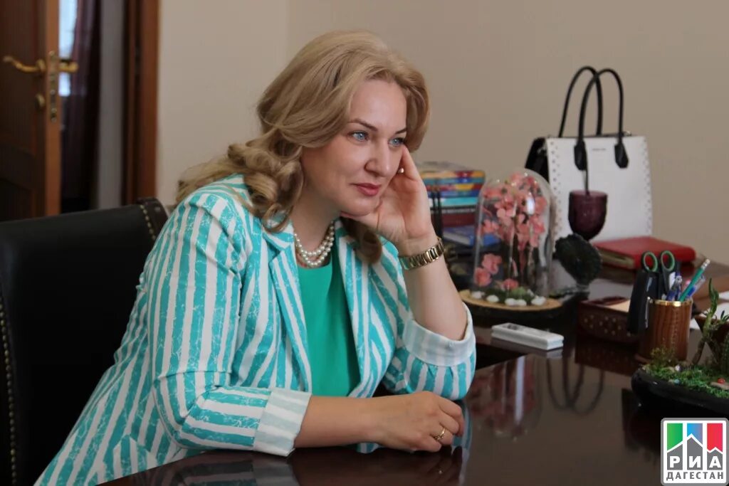 Министр культуры дагестана фото Зарема Бутаева обсудила подготовку к юбилею дагестанской пианистки Рены Эфендиев