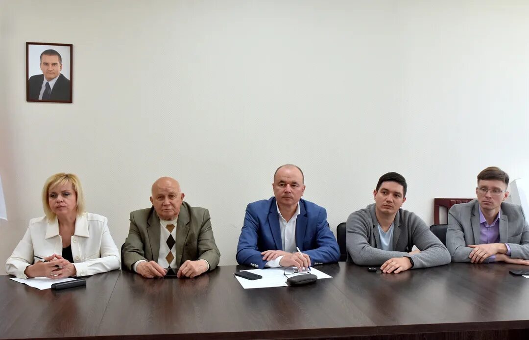 Министр здравоохранения республики крым фото Константин Скорупский принял участие в очередном заседании Общественного совета 