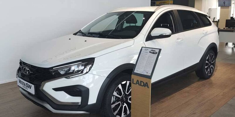 Минивэн на базе весты фото У автодилеров закончились бюджетные Lada Vesta по цене до 1,6 млн рублей: Новост
