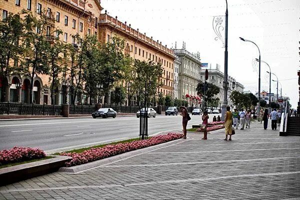 Минск фото улиц Самая длинная улица в Беларуси Витебский Курьер Street, Street view, Europe