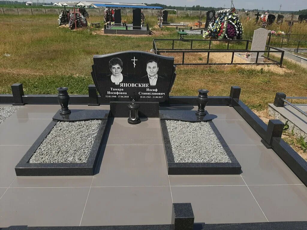 Минск гранит памятник цены фото Панорама: Памятники из гранита - ИП Паркун И. Б., изготовление памятников и надг