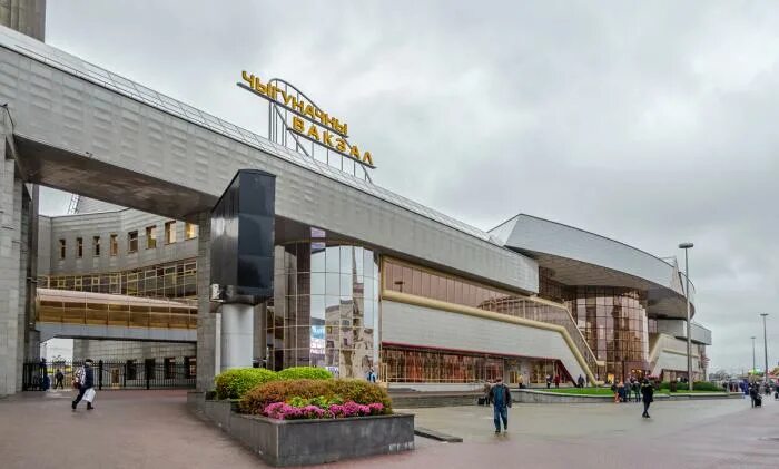 Минск пассажирский привокзальная площадь 5 фото Central Rail Terminal - Minsk Привокзальная пл., 3 2000_construction, head house