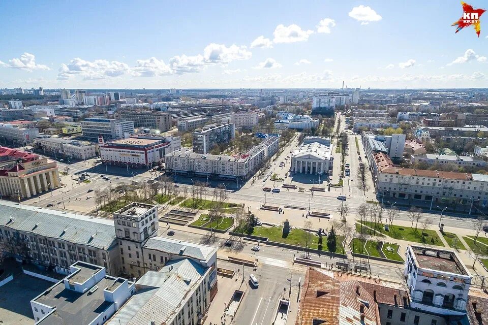 Минск площадь якуба коласа фото На площади Якуба Коласа в Минске были скульптура атома и световая газета - KP.RU