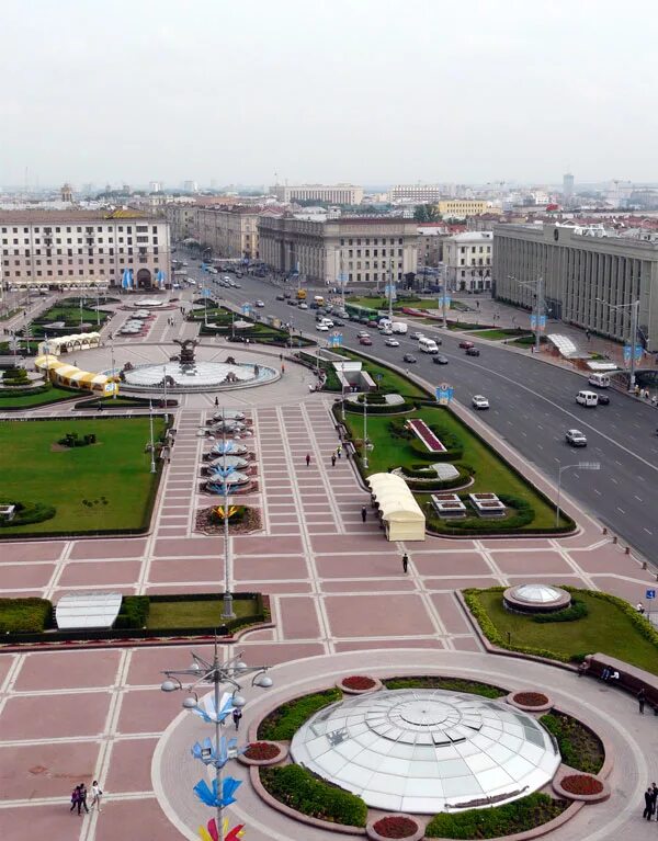Минск площади фото Площадь Независимости - Минск 2010