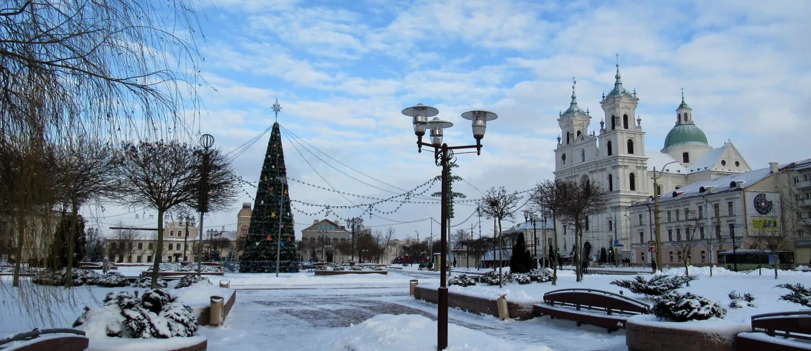 Минск в декабре фото Экскурсионный тур - Новый год в гостеприимном Гродно и Минске, фотографии и цены