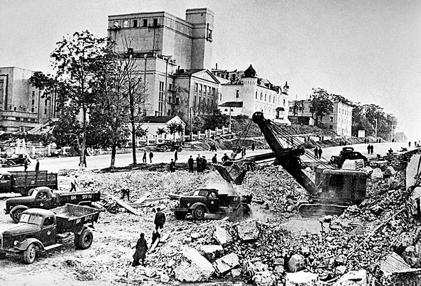 Минск во время войны фото Часы истории. Как послевоенный Минск восстанавливали из руин
