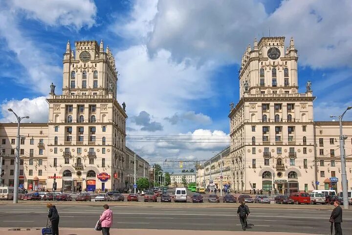 Минск ворота города фото Панорама: Ансамбль Ворота Минска, достопримечательность, ул. Кирова, 1, Минск - 