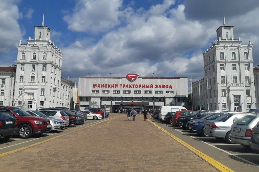 Минский тракторный завод фото Минский тракторный завод, машиностроительный завод, Долгобродская ул., 29, Минск