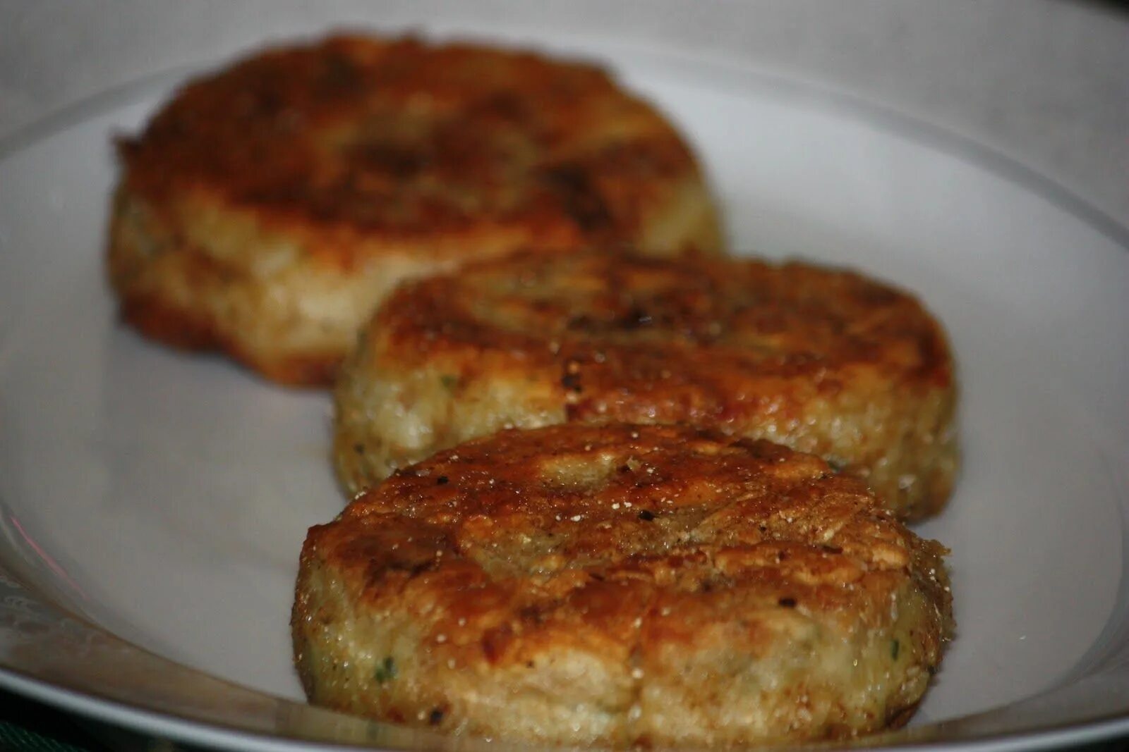 Минтай котлеты рецепты приготовления с фото Fish Cakes two ways. Newfoundland recipes, Fish cakes recipe, Recipes