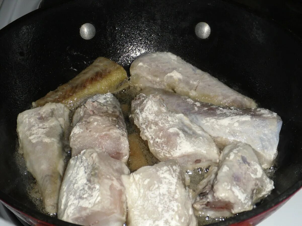 Минтай тушеный на сковороде с фото МИНТАЙ ТУШЕНЫЙ С ОВОЩАМИ И МАЙОНЕЗОМ "АППЕТИТНЫЕ НАСТРОЕНИЯ" Дзен