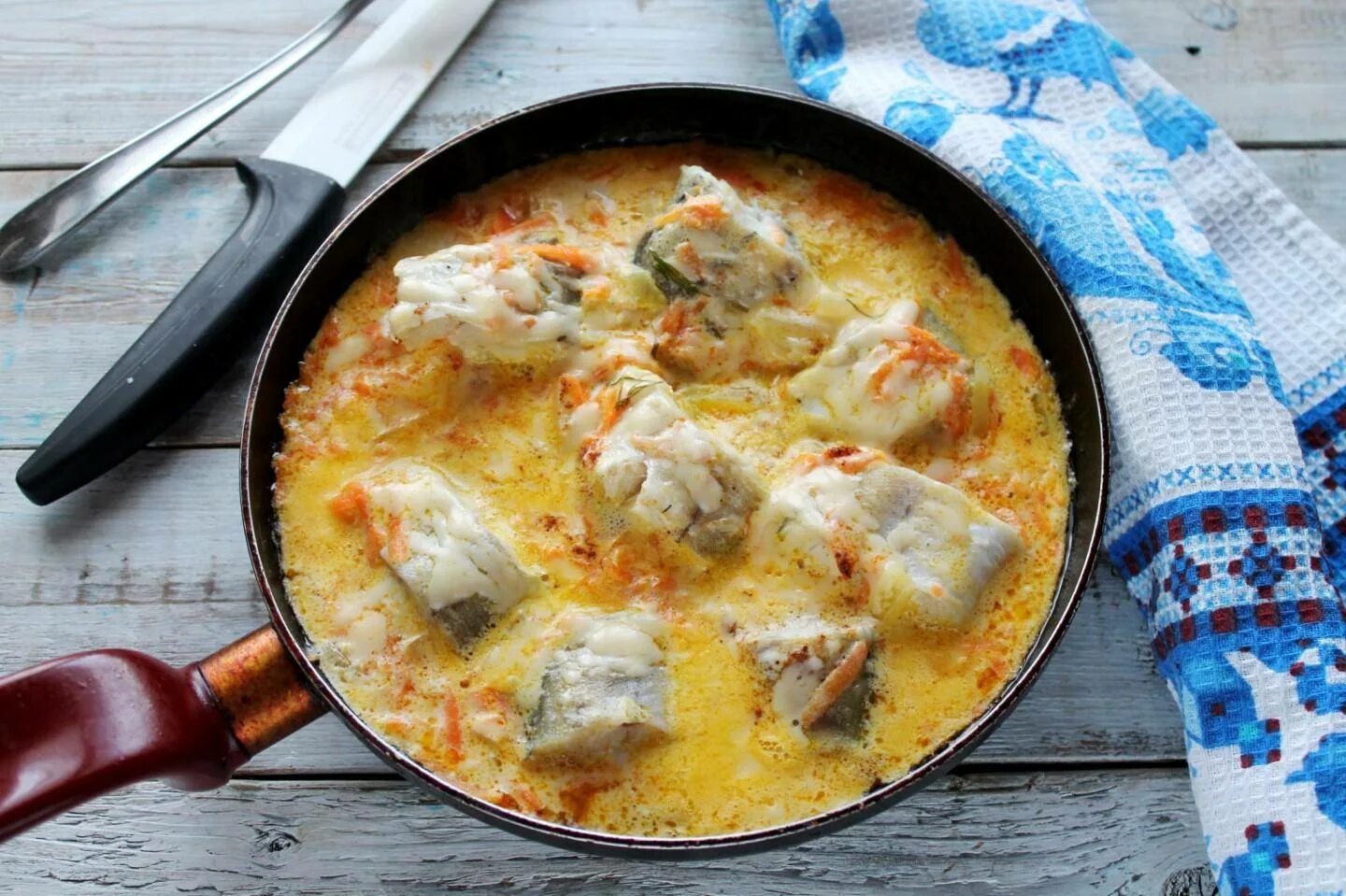 Минтай тушеный рецепт с фото овощами Карп, запеченный в сметане - как приготовить на сковороде (тушеный или жареный),