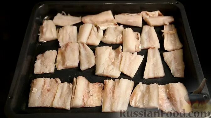 Минтай в духовке фото Рецепт: Минтай, запеченный в духовке под сырным соусом на RussianFood.com