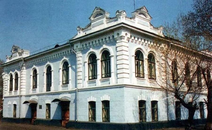 Минусинский драматический театр фото В Минусинске "Екатерина Ивановна" посетит "Скупого" - новости театра - 26 феврал