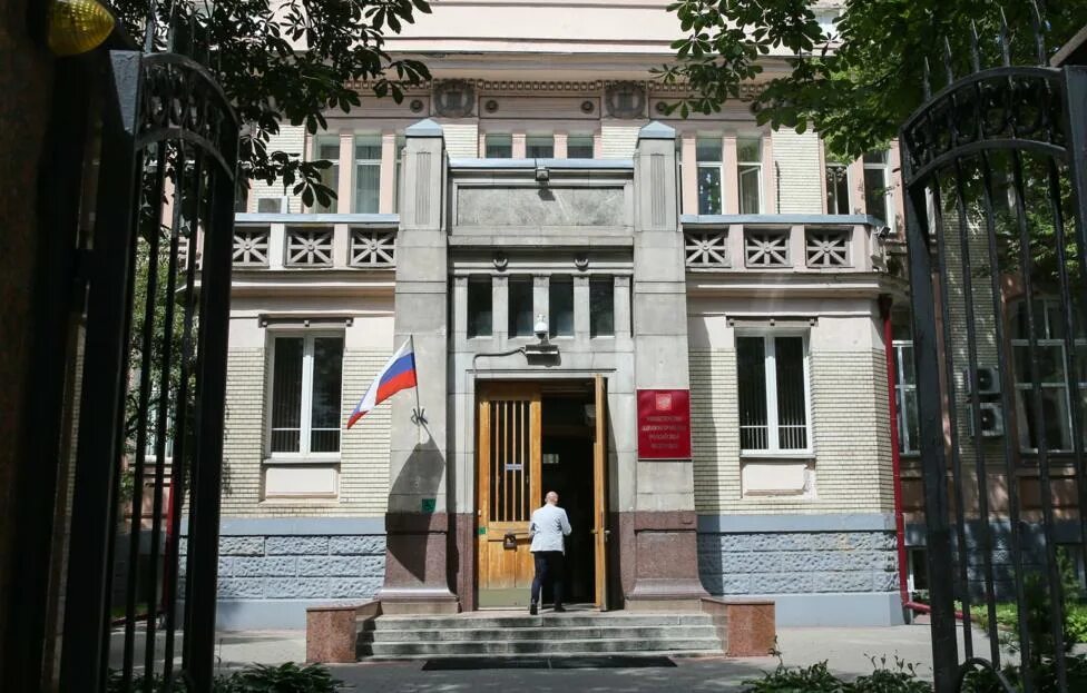 Минздрав россии фото Минздрав: число россиян с ожирением в 2017 году выросло на 6% - ТАСС