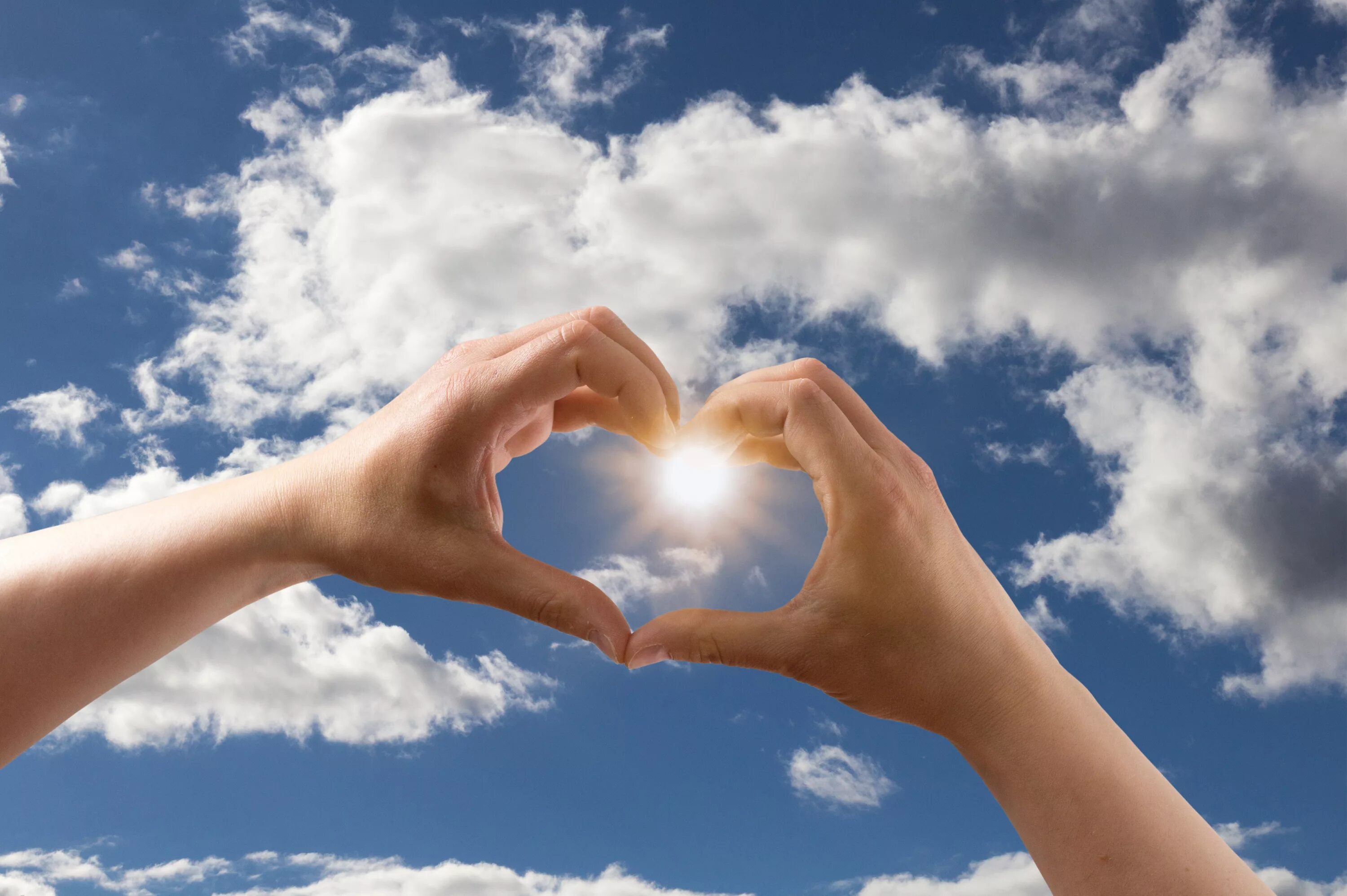 Мир добра фото Free Images : hand, light, cloud, sky, sun, sunlight, love, finger, symbol, roma