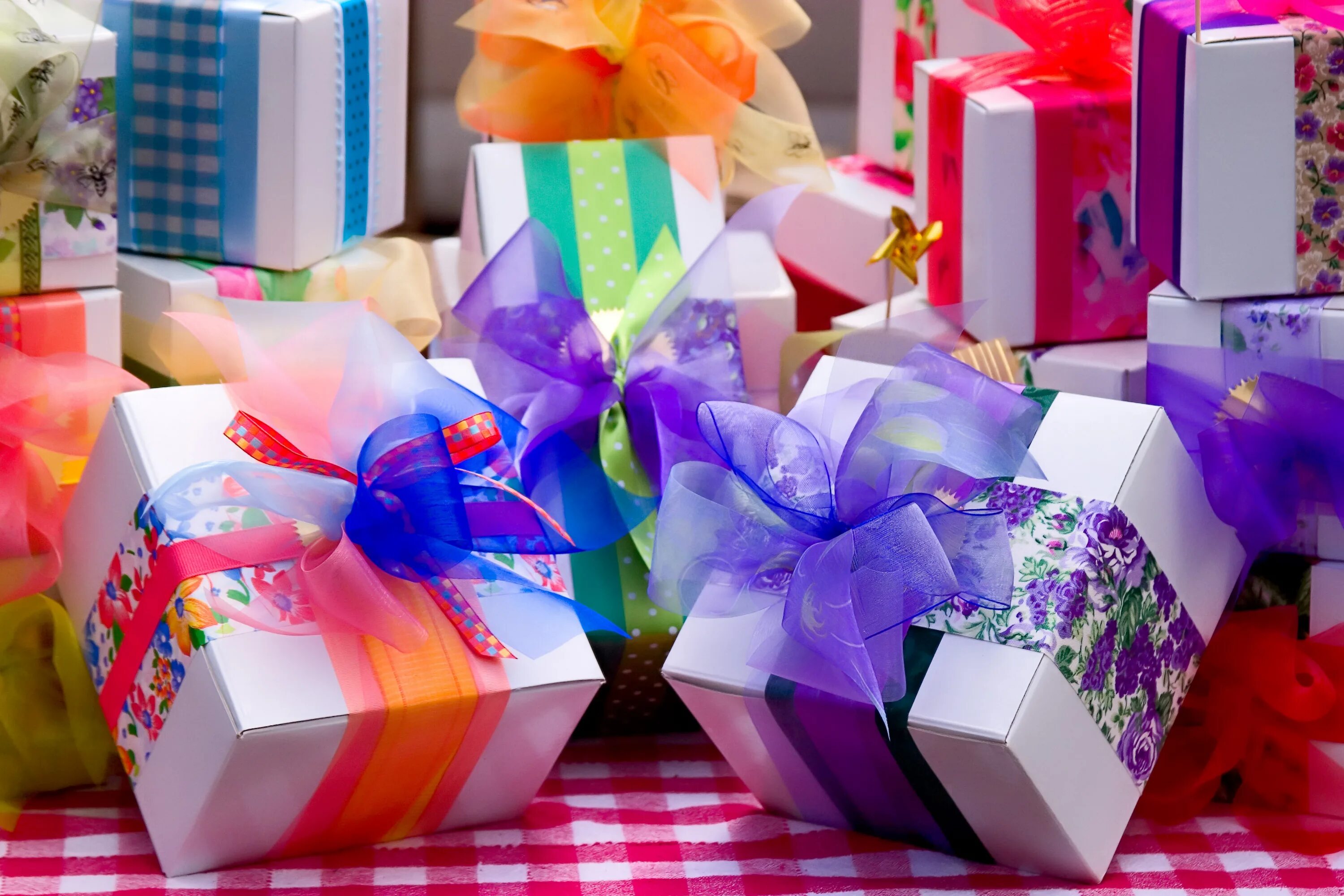 Мир фото подарков Fabulous Birthday Present Idea for Girls and Boys Birthday Songs With Names