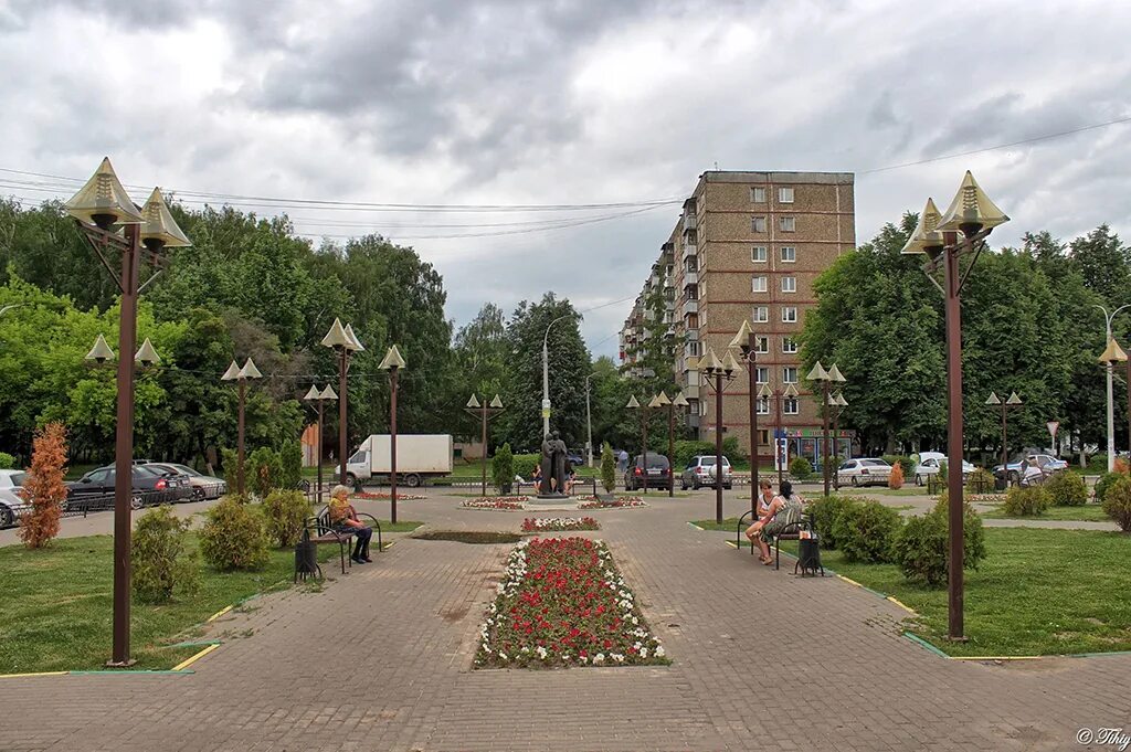 Мир фото подольск Сквер молодоженов - Подольск