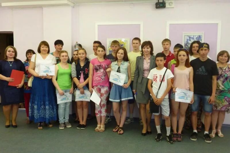Мир фото пыть ях В г.Пыть-Яхе прошел конкурс социальных плакатов "Мир добра"